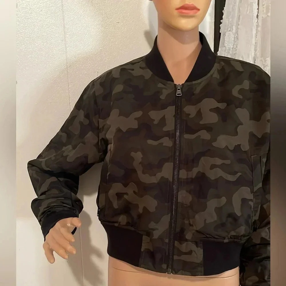 Zanerobe jacket y coat for women’s